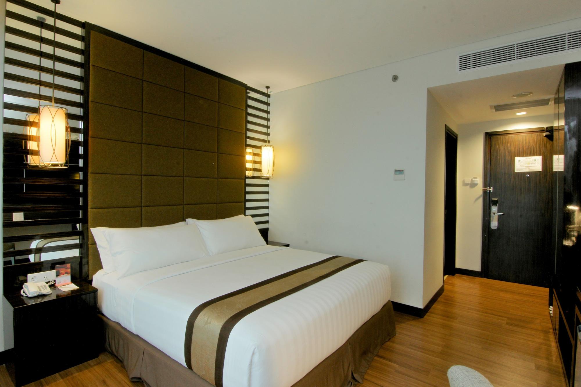 The Atrium Hotel & Resort Yogyakarta Melati Exterior photo