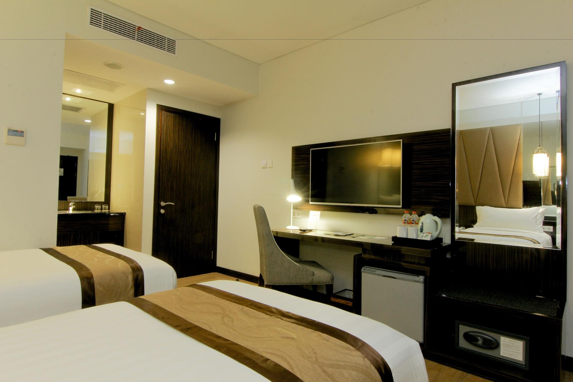 The Atrium Hotel & Resort Yogyakarta Melati Exterior photo